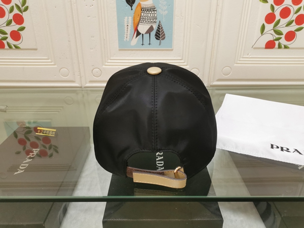 ブランド帽子側面デザイン